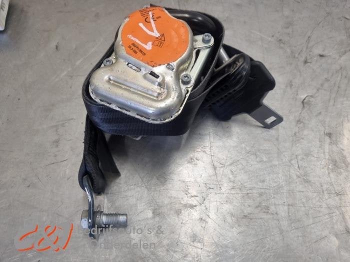 Ceinture de sécurité avant gauche d'un Toyota Pro-Ace, -, 3 mois de garantie, Toyota, Utilisé