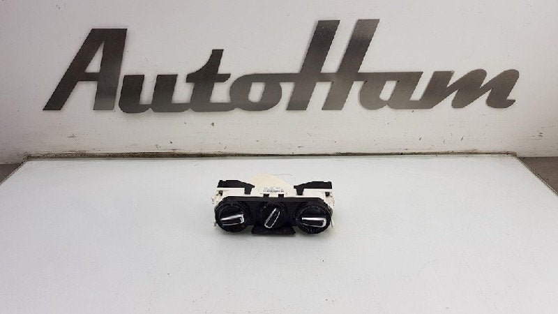 PANNEAU DE COMMANDE CHAUFFAGE CLIMATISATION (|8XA820045A|), Utilisé, Audi