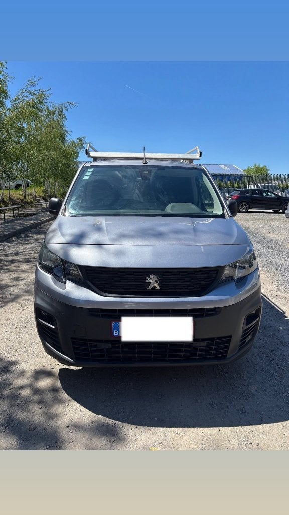 Camionnette utilitaire - Peugeot Partner 2021, Auto's, Peugeot, Voorwielaandrijving, Stof, Euro 6, Bedrijf