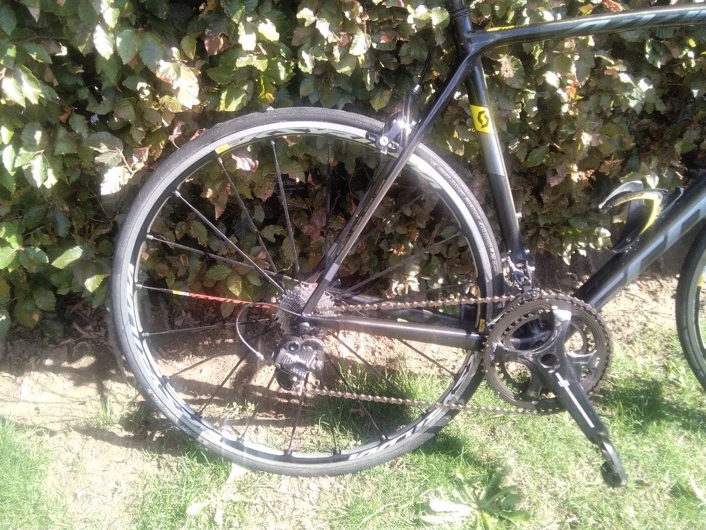 Te koop koersfiets Scott, Fietsen en Brommers, 28 inch, Gebruikt, Velgrem, 57 tot 61 cm