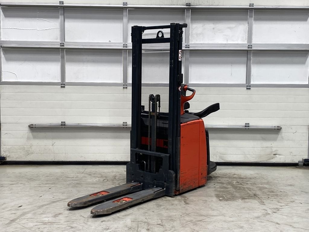 Linde L14 AP, 1000 à 2000 kg, Électrique, Empileur, LINDE
