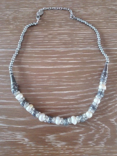 Collier, Bijoux, Sacs & Beauté, Colliers, Enlèvement ou Envoi, Comme neuf