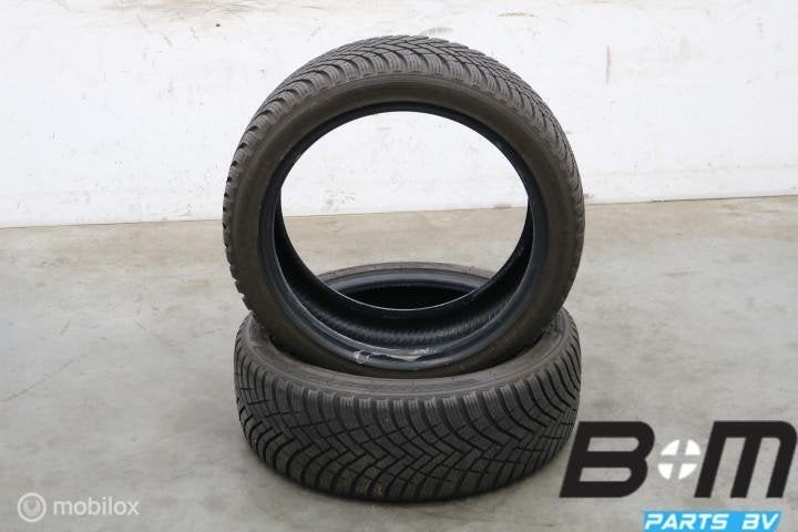 2 x 2054517 88V Hankook Winter Icpet RS3 7mm 205 45 17, Auto-onderdelen, Banden en Velgen, Gebruikt, 17 inch, Band(en), Personenwagen