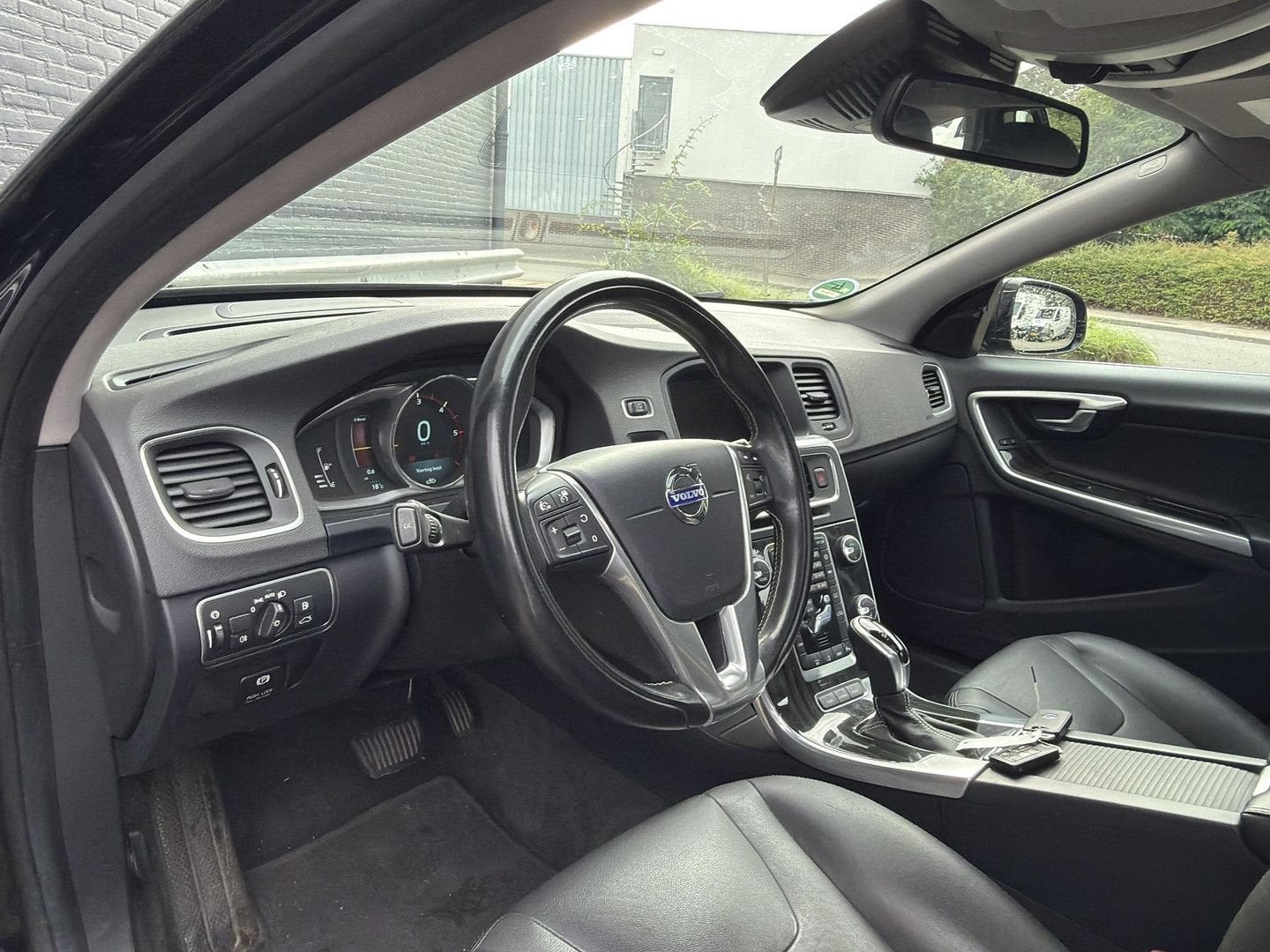 Volvo V60 2.4 D6 AWD Plug-In Hybrid Summum, Autos, Achat, V60, Break, Automatique