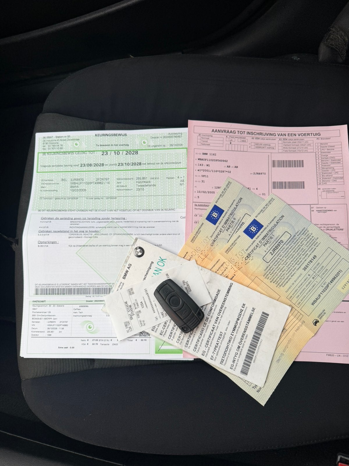 Bmw 116 benzine met keuring voor verkoop 2450 euro, Auto's, Dealer onderhouden, Verwarmde buitenspiegels, Zwart, 4 cilinders
