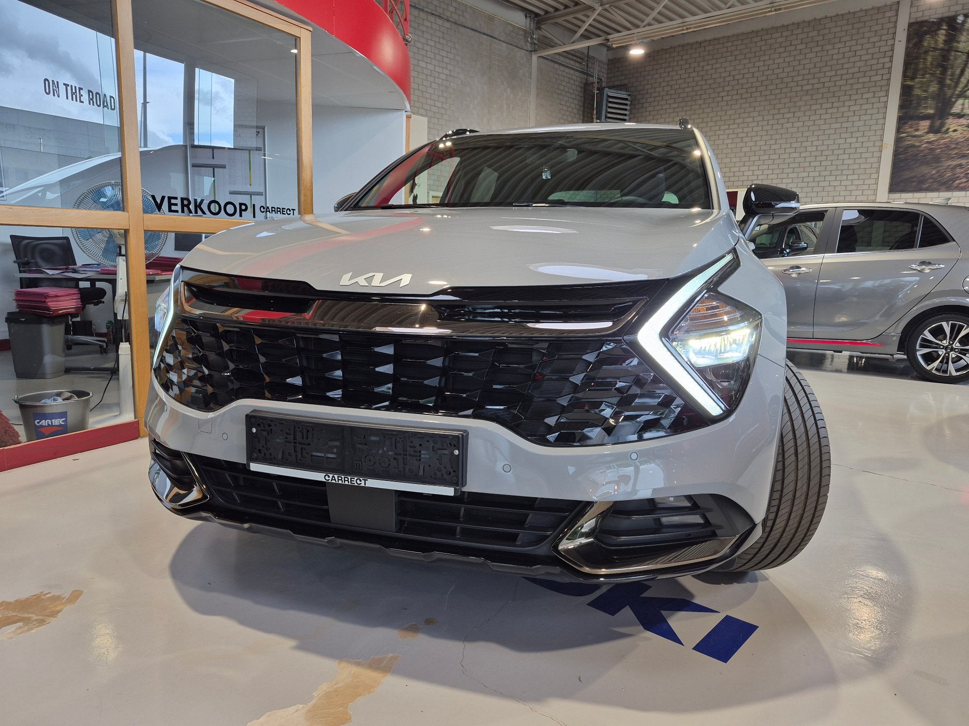 Kia Sportage T-GDi Style Edition MHEV DCT7 - LEZ VALID 2035, Auto's, Gebruikt, Euro 6, Overige kleuren, Leder