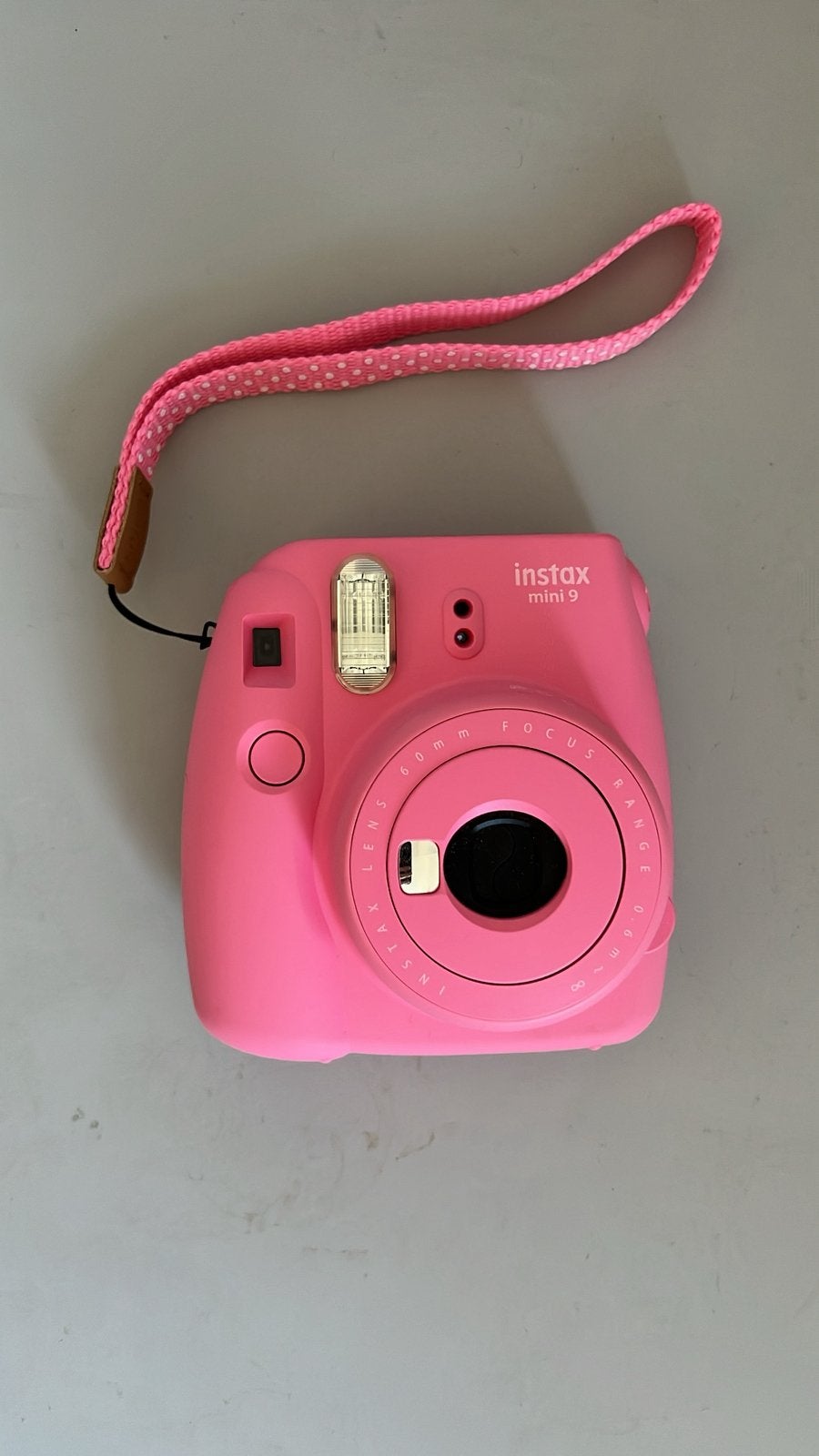 Fujifilm Instax Mini 9 roze – zo goed als nieuw, Audio, Tv en Foto, Fotocamera's Analoog, Ophalen, Zo goed als nieuw, Polaroid