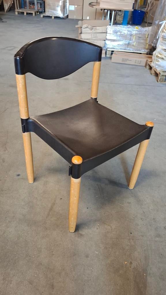 16 design horeca casala stax stapelbaar lot stoelen vintage, Enlèvement ou Envoi, Noir, Bois