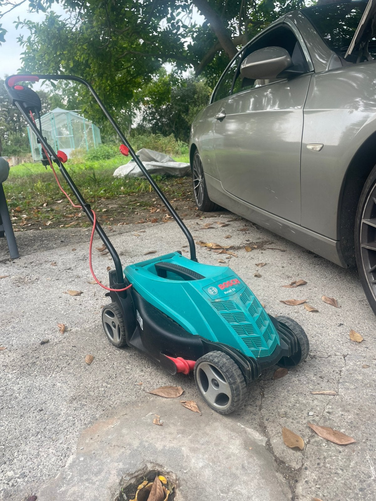 Bosch rotak 32, Tuin en Terras, Cirkelmaaier, Elektrische grasmaaier, Ophalen of Verzenden, Zo goed als nieuw