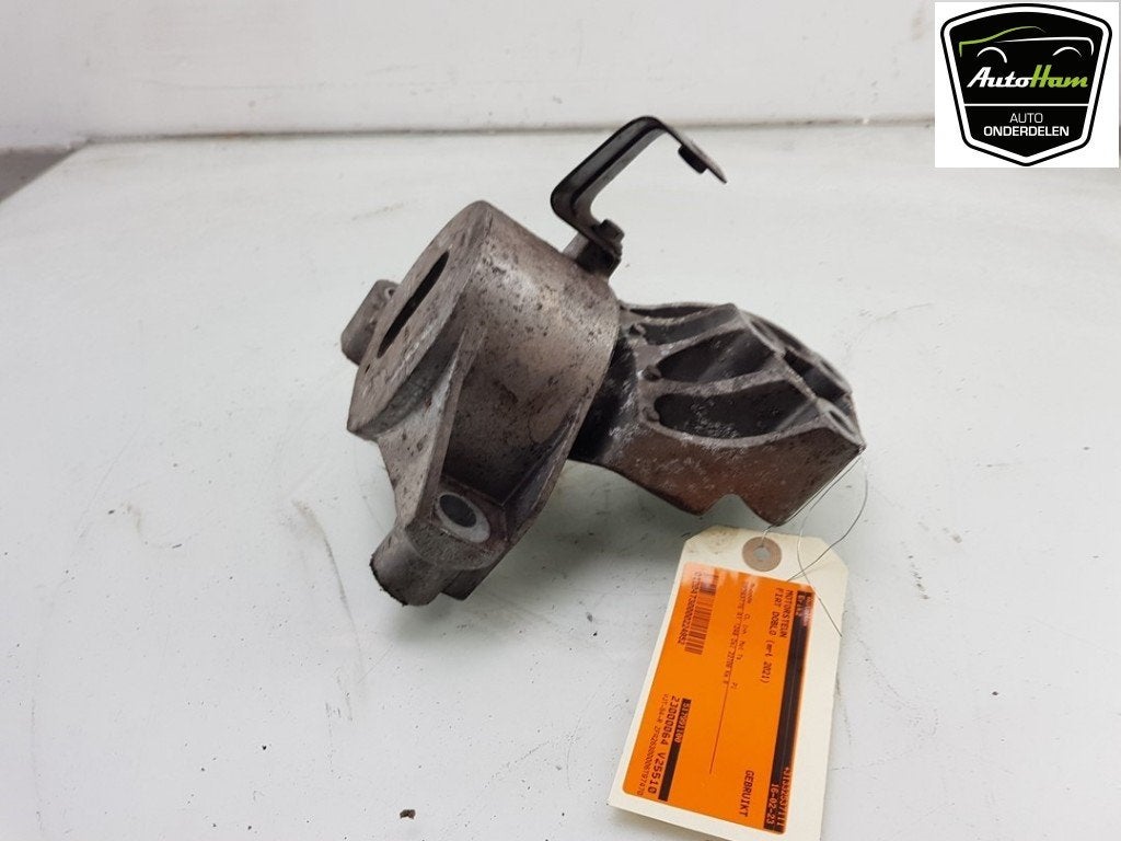 MOTORSTEUN Fiat Doblo Cargo (263) (01-2010/12-2023), Gebruikt, Fiat