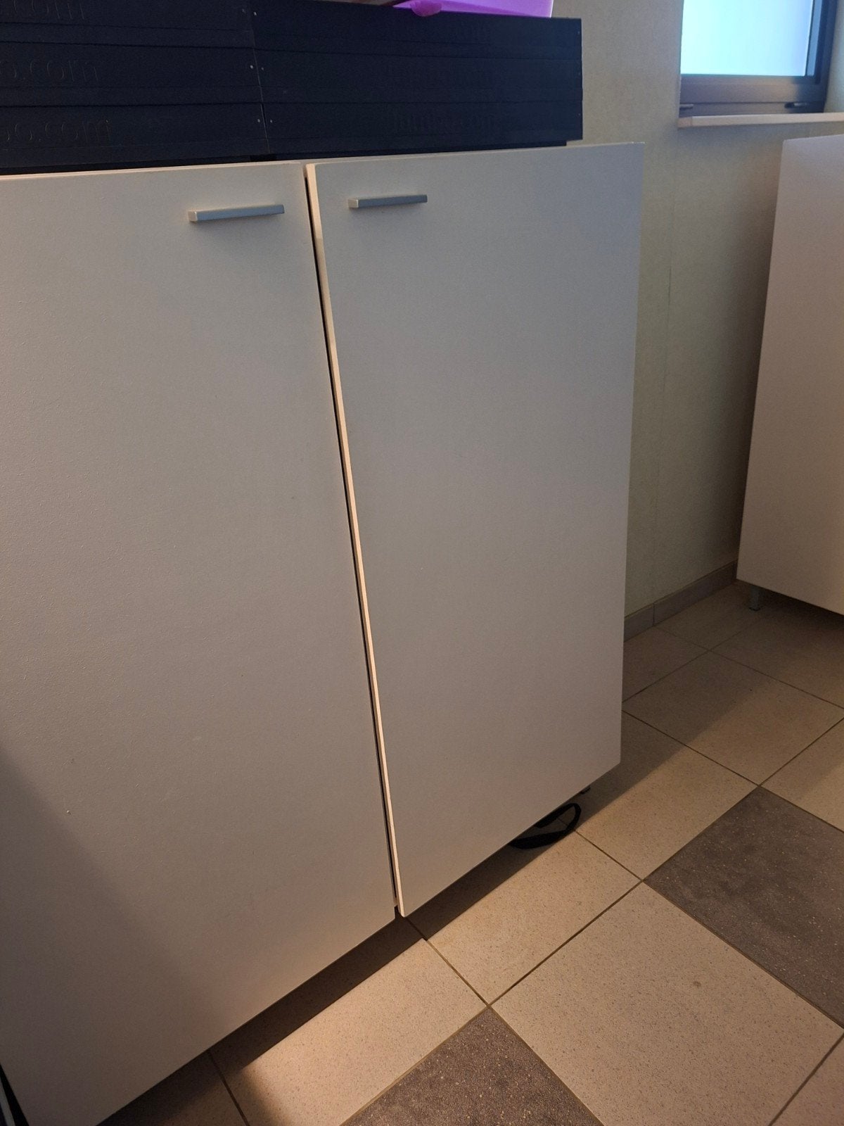 armoire à deux portes en MDF robuste, 100 à 150 cm, Enlèvement, 100 à 150 cm, Autres essences de bois