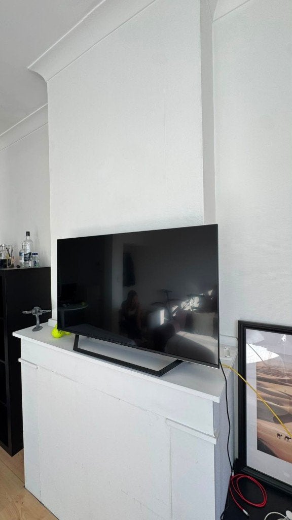 Hisense 4K Smart TV – Like New & Under Warranty, Audio, Tv en Foto, Televisies, QLED, 120 Hz, Zo goed als nieuw, 40 tot 60 cm