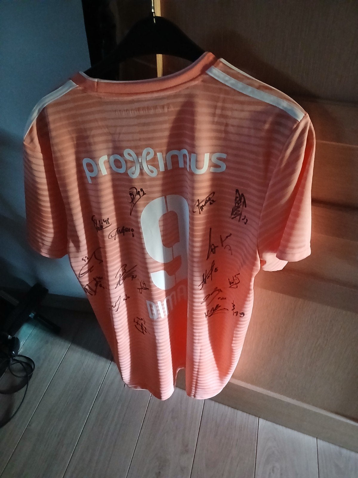 Gesigneerd truitje Rsca, Verzamelen, Sportartikelen en Voetbal, Ophalen of Verzenden