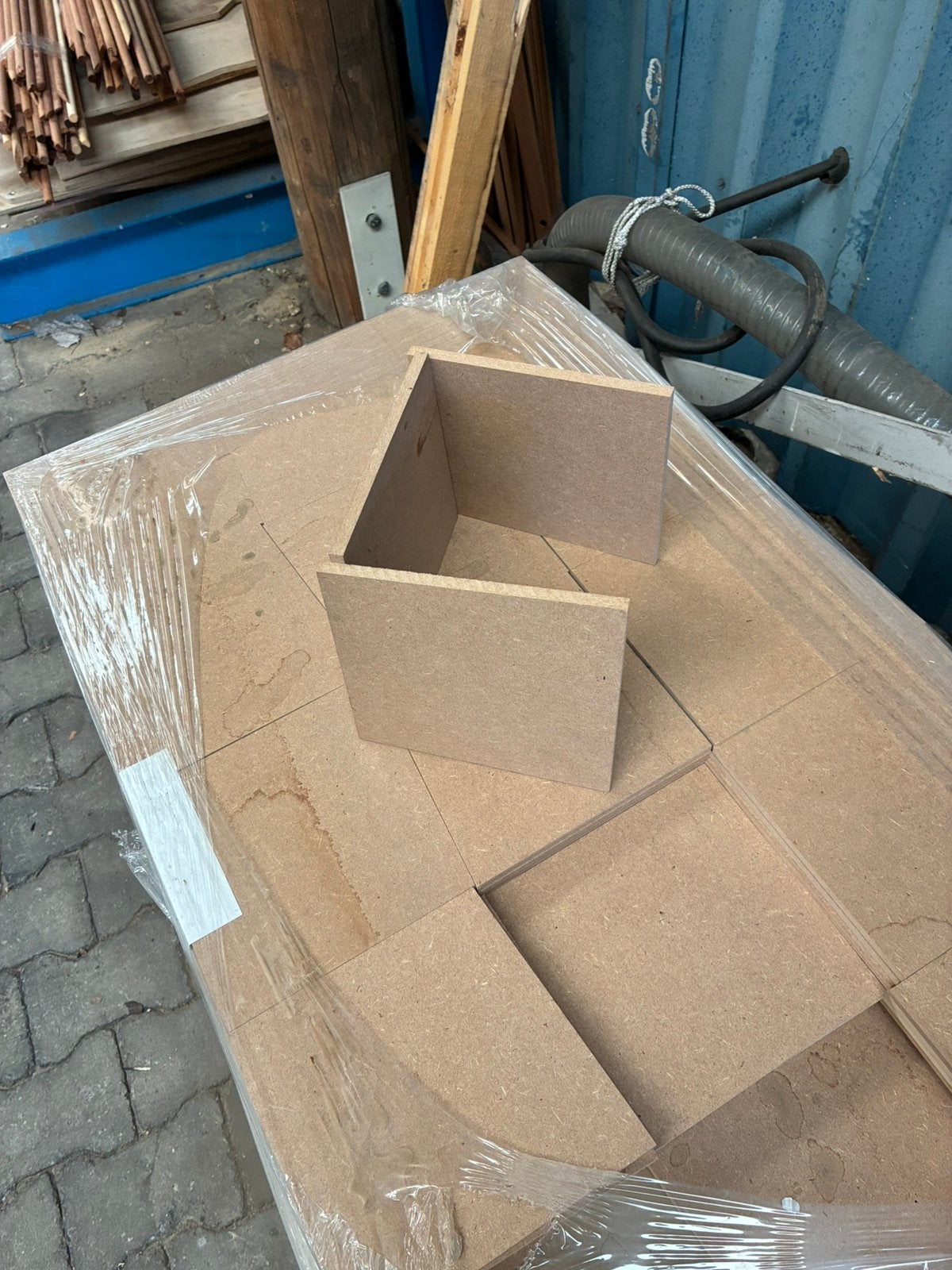 Houten paneeltjes en stokken, Enlèvement, Comme neuf
