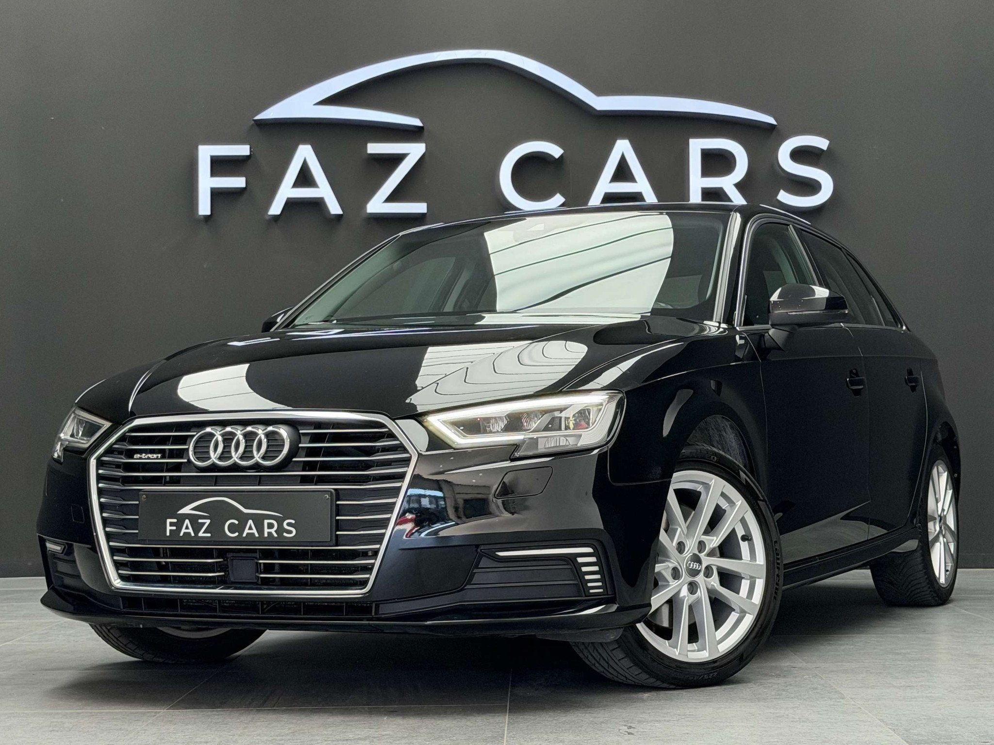 Audi A3 Sportback e-tron 40 TFSI S tronic * GARANTIE *, Auto's, Audi, Automaat, Stof, Gebruikt, 4 cilinders