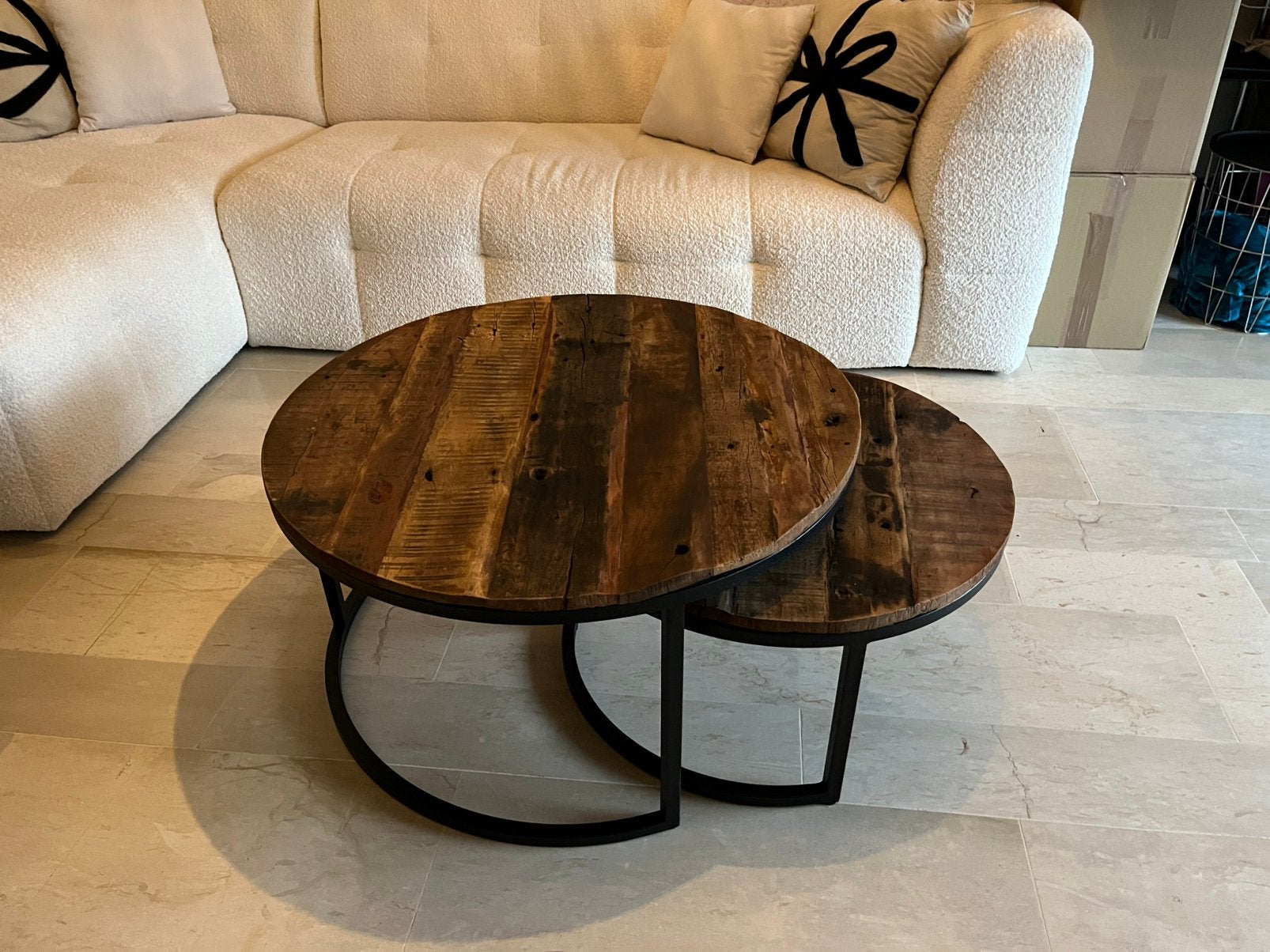 Duo de tables basses gigognes rondes Bois brut & métal noir, Maison & Meubles, Enlèvement, Comme neuf, Métal