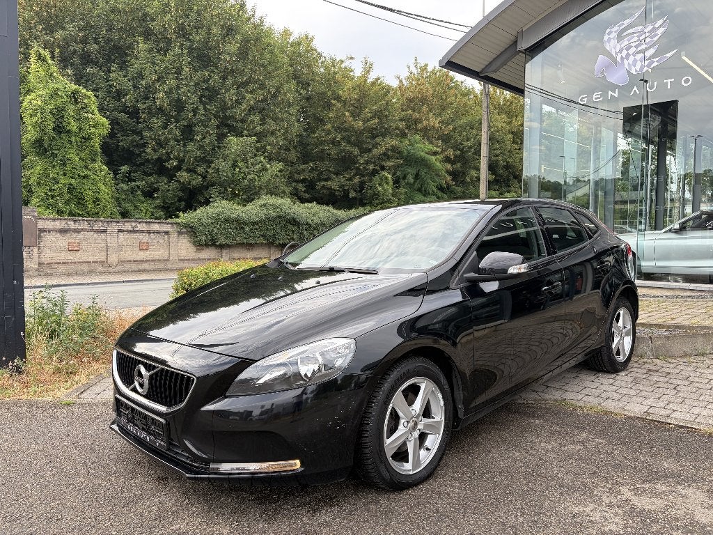 Volvo V40 2.0 D2 Eco Kinetic GPS Airco * 12 MOIS GARANTIE *, Autos, Achat, Euro 6, Entreprise, Garantie prolongée