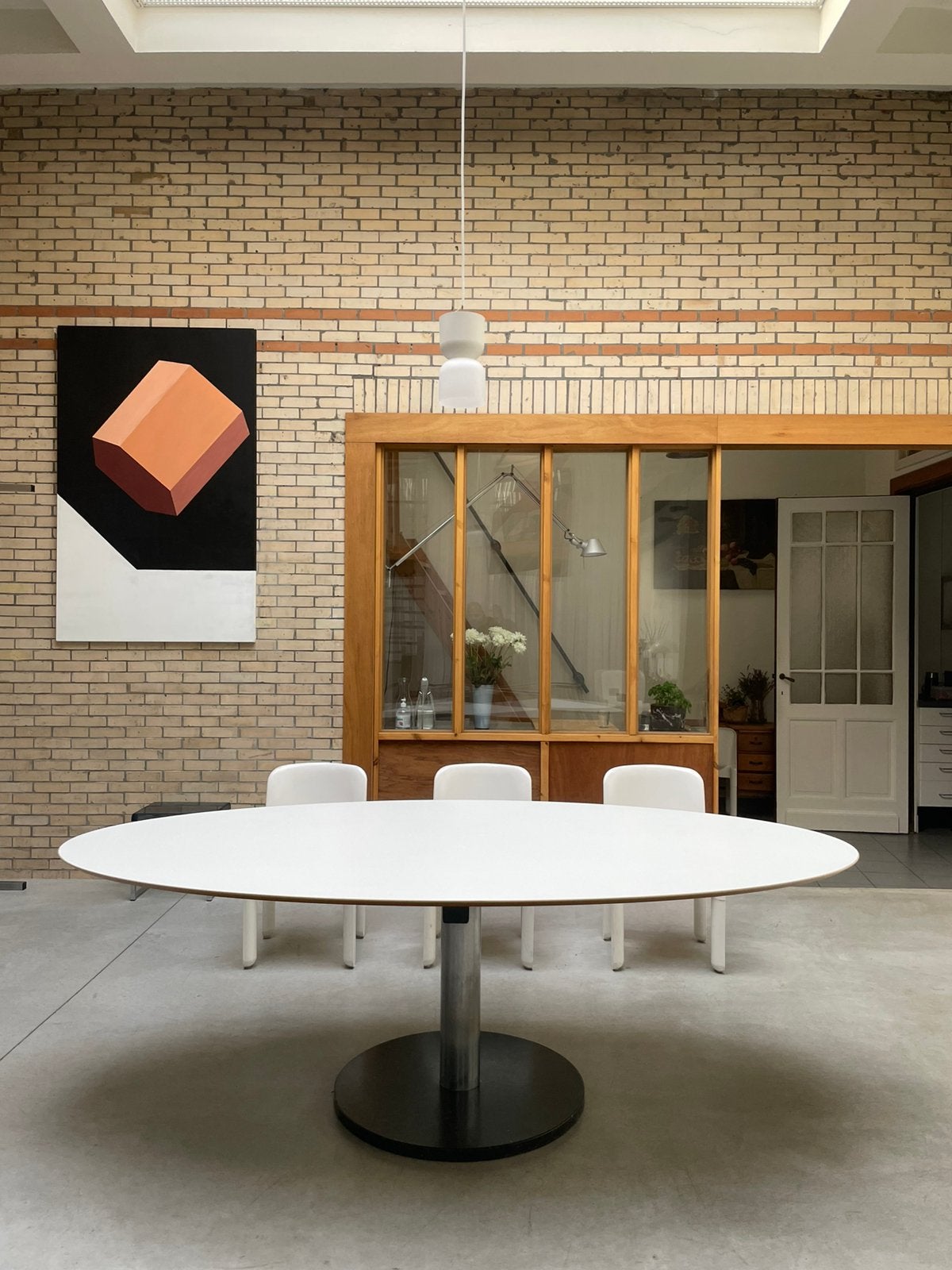Alfred Hendrickx Belform ovale eettafel, Ophalen