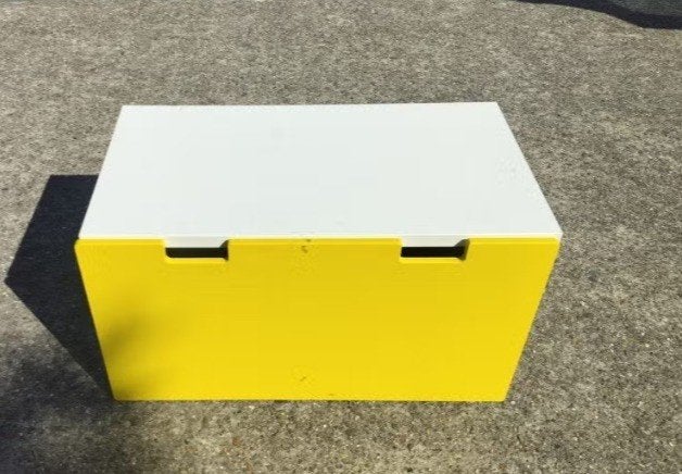 Speelgoedbak op wieltjes met speeltafel, Ophalen, Gebruikt, Met licht