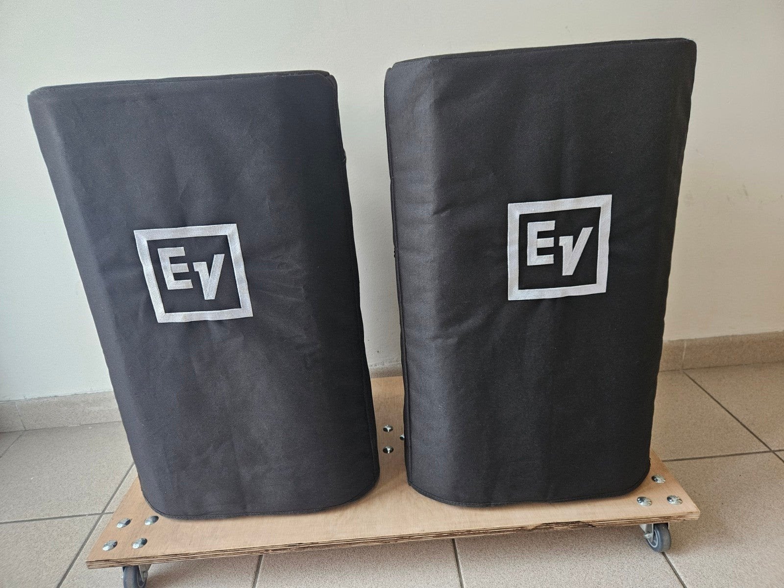 electro Voice elx 200 12p. 2 x., Audio, Tv en Foto, Ophalen, 150 watt of meer, Speakerset