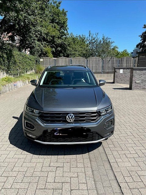 Goed onderhouden Volkswagen T-Roc, Auto's, Voorwielaandrijving, Dealer onderhouden, Stof, 4 cilinders