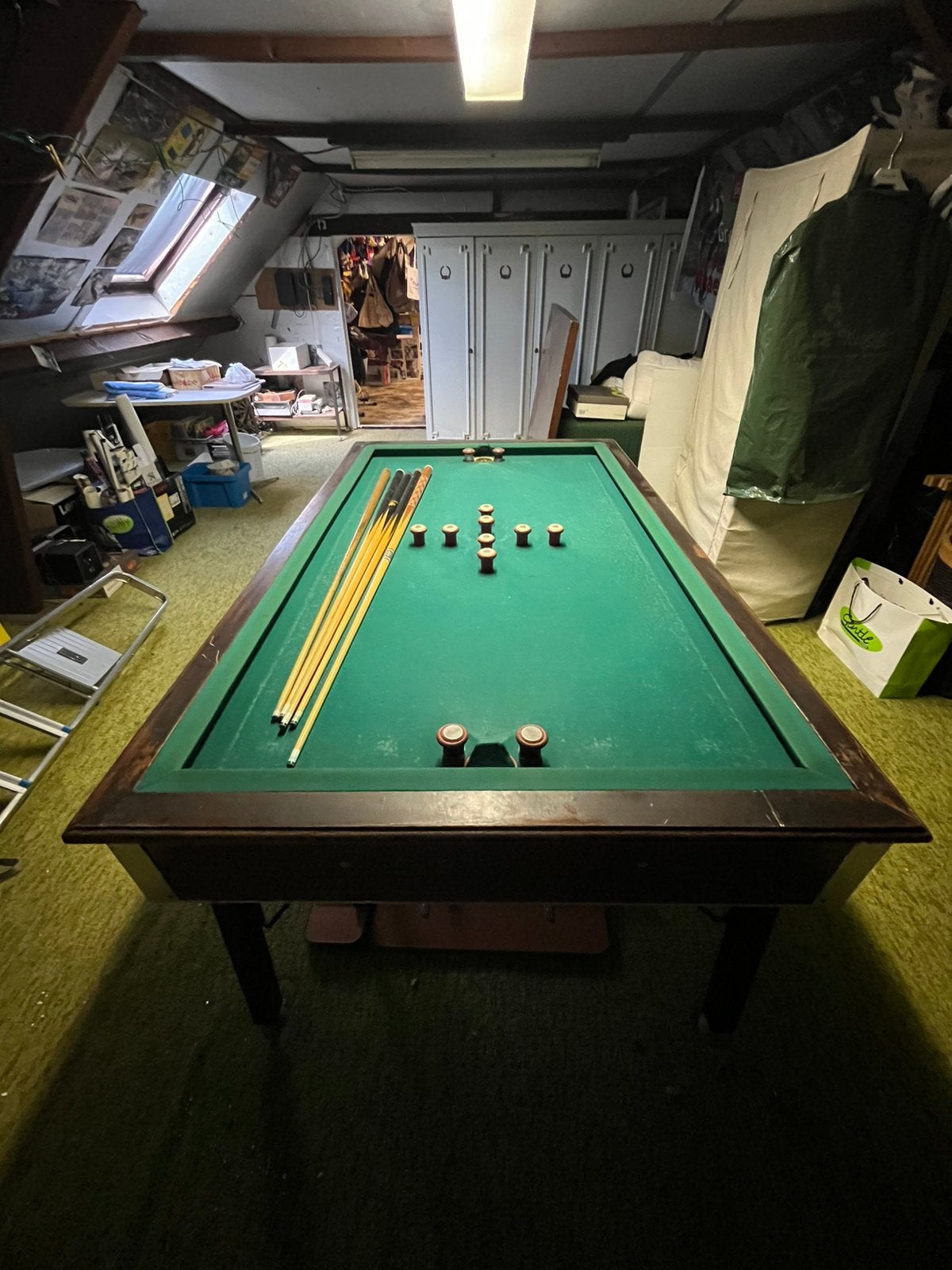 Authentieke oude tapbiljart compleet met 5 keus en 10 ballen, Ophalen, Gebruikt, Biljarttafel