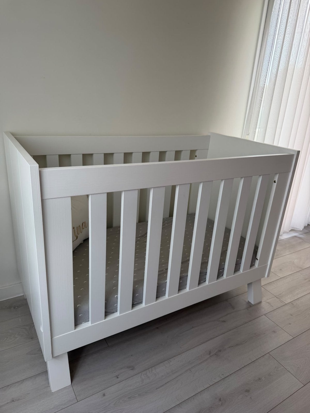 Ensemble de chambre d'enfant blanc de Baby Dump, Enlèvement, Comme neuf