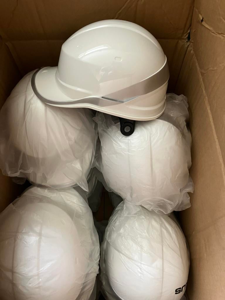 18 casques de sécurité, Bricolage & Construction, Enlèvement, Neuf