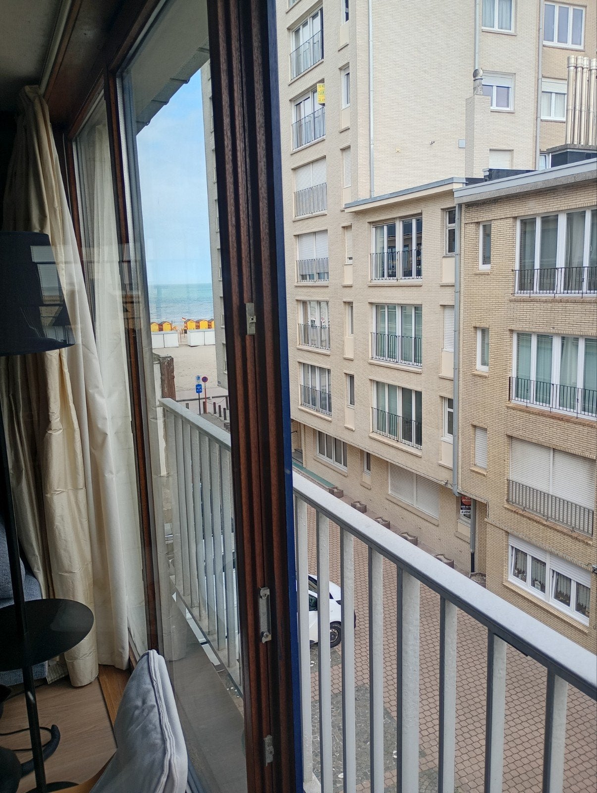 Appartement La Panne 1 chamnre vue mer latérale