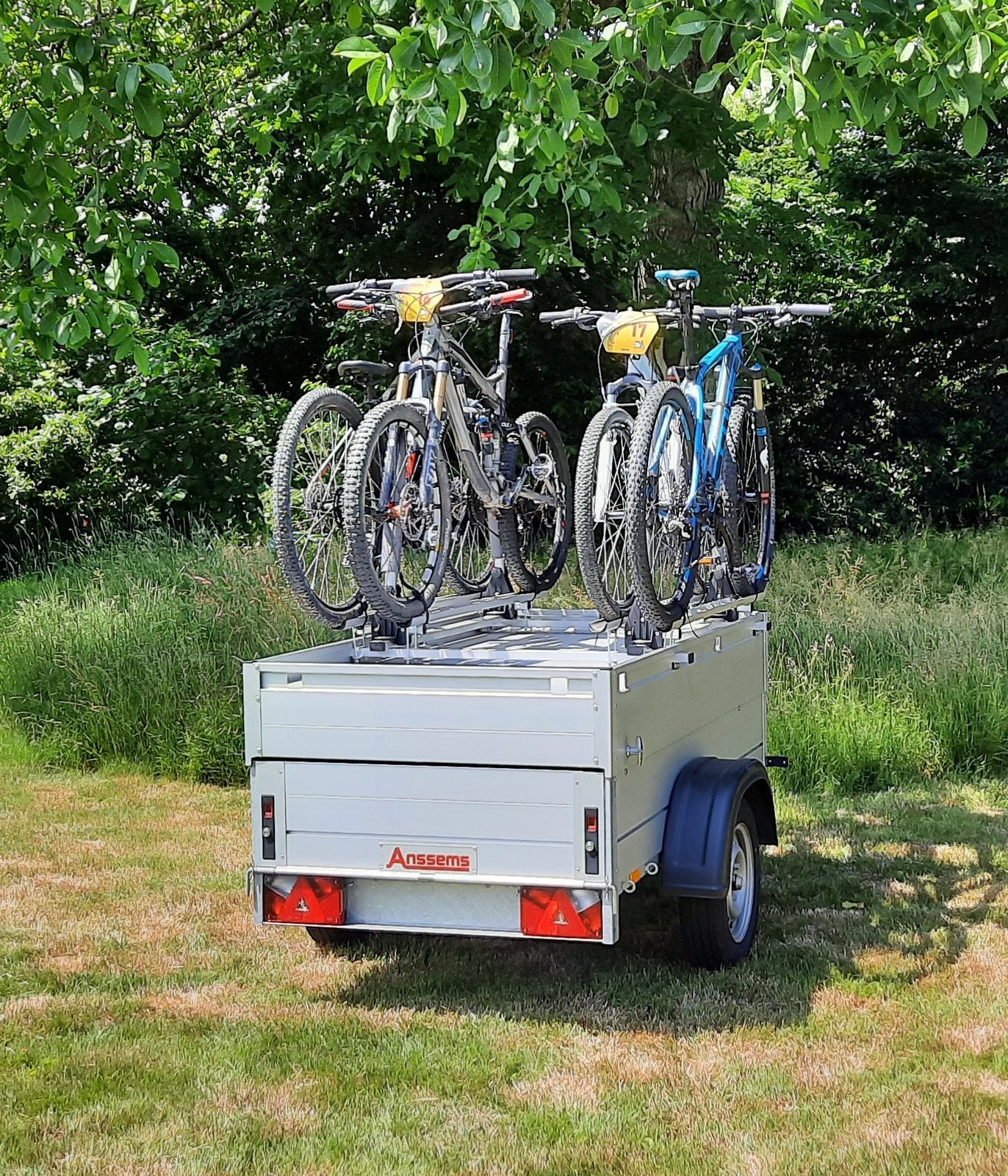 Remorque bagagère Anssems avec 4 porte-vélos, Autos : Divers, Remorques, Comme neuf, Enlèvement