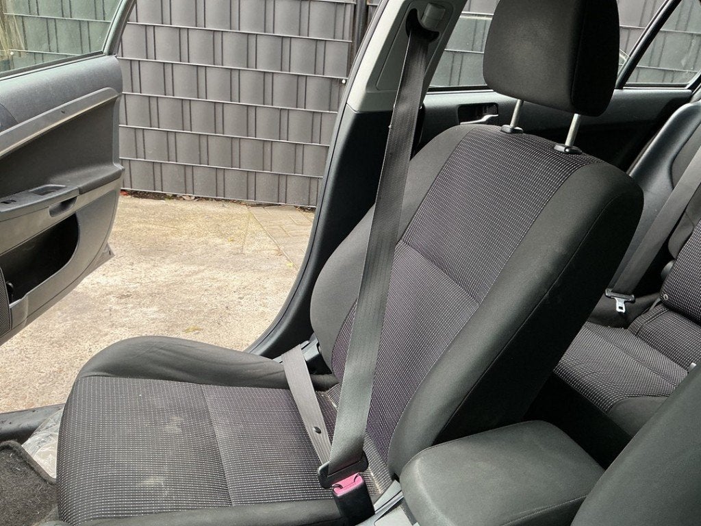 VEILIGHEIDSGORDEL RECHTS VOOR Lancer Sportback (CX), Auto-onderdelen, Gebruikt, Info@mitsubishi-motors.de, MITSUBISHI, Mitsubishi