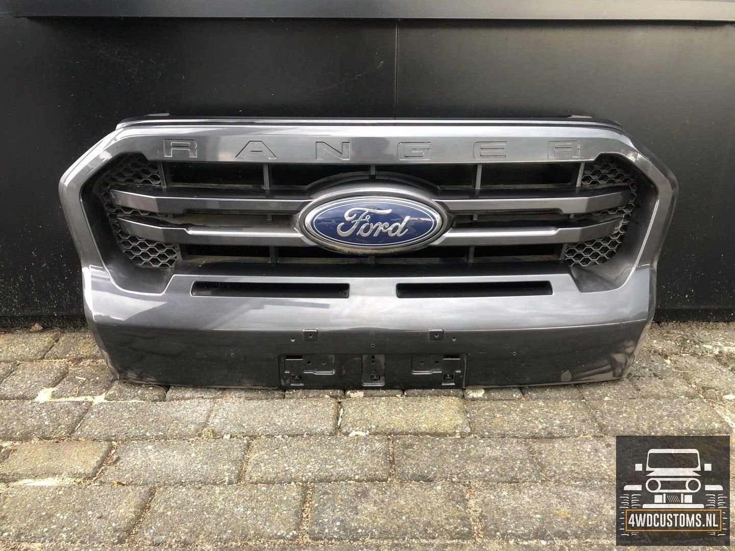 Front-grill ford ranger 2017- 2021, Auto-onderdelen, Gebruikt, -, -, Ophalen of Verzenden