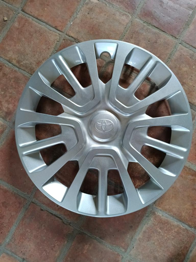 4 wieldoppen Toyota proace, Enlèvement