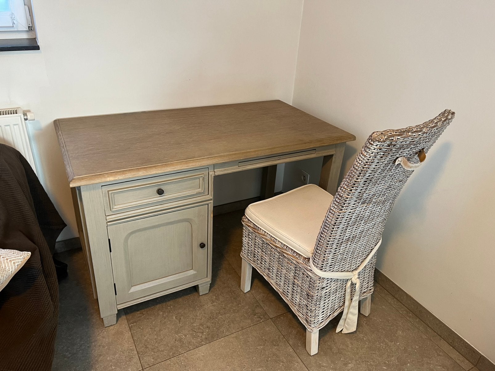 Bureau hout tafel bruin/ grijs met lade en schuif, Ophalen, Gebruikt, Hout, 70 cm