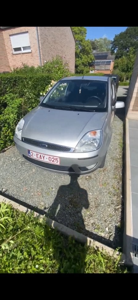 Ford Fiesta 1.6 (100cv), Voorwielaandrijving, Stof, Zwart, Particulier