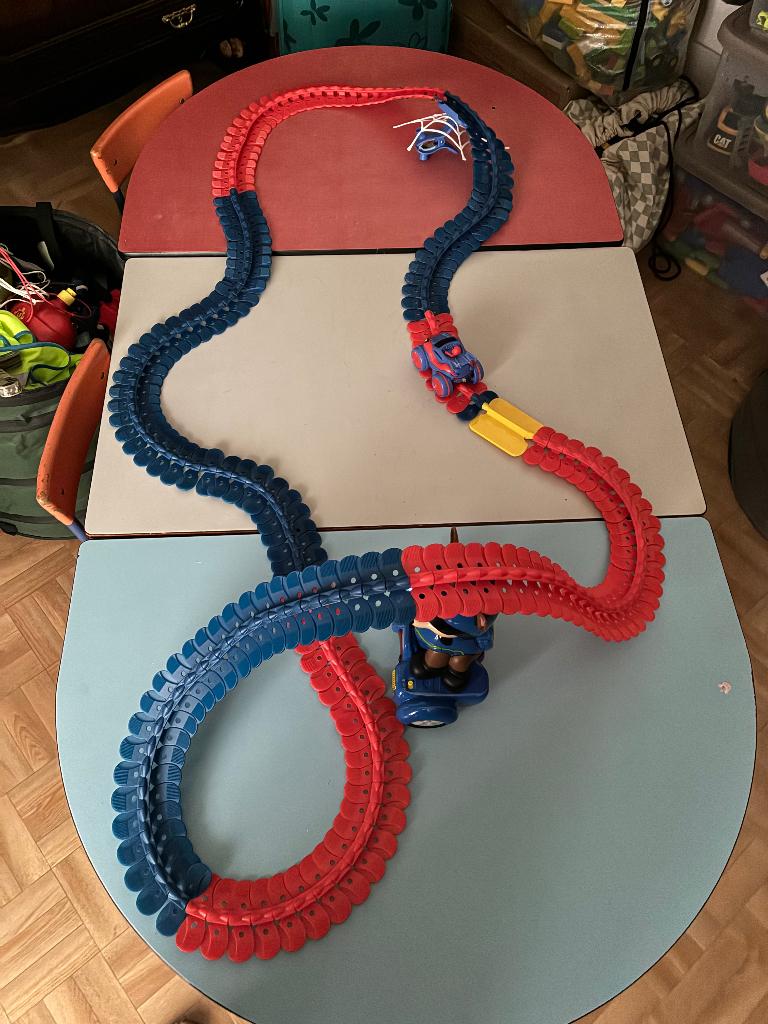 Smoby - Disney Marvel Spiderman racebaan, Kinderen en Baby's, Speelgoed | Racebanen, Racebaan, Nieuw, Overige aandrijving, Met looping