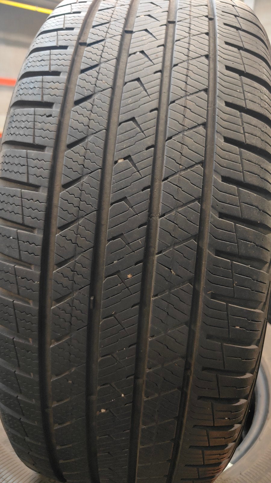225/50r18 Vredestein 40€ per stuk met montage en balanceren