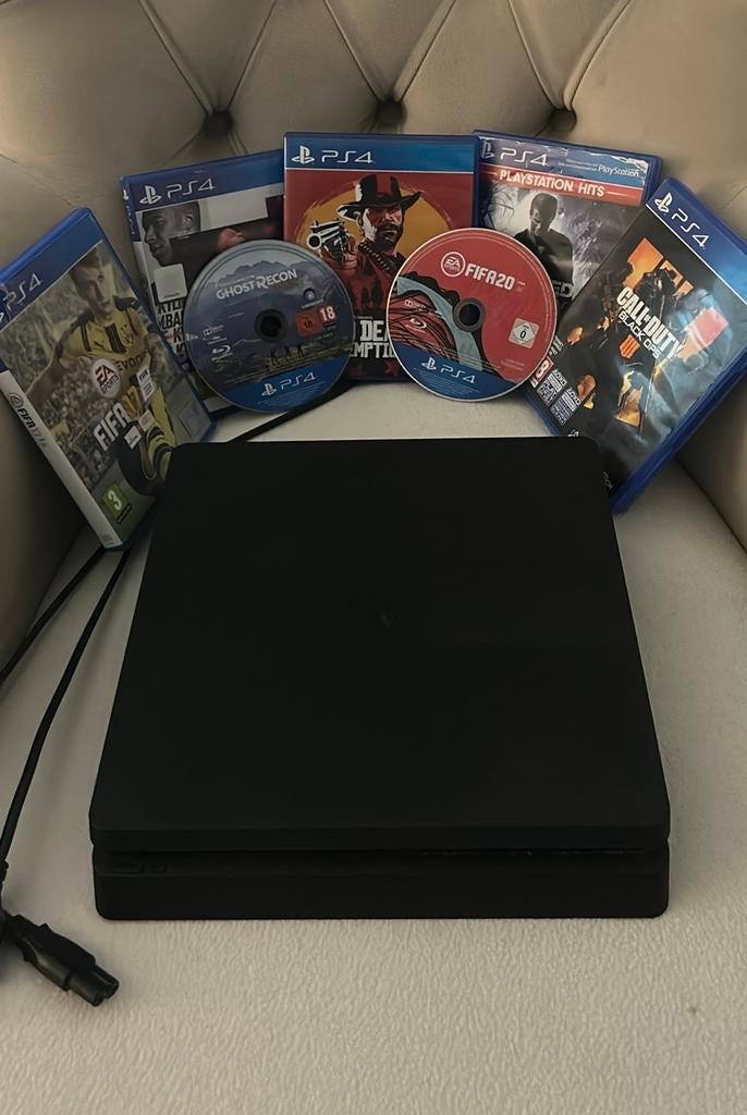 Sony Playstation 4 + games, Consoles de jeu & Jeux vidéo, Consoles de jeu | Sony PlayStation 4, Enlèvement, Comme neuf