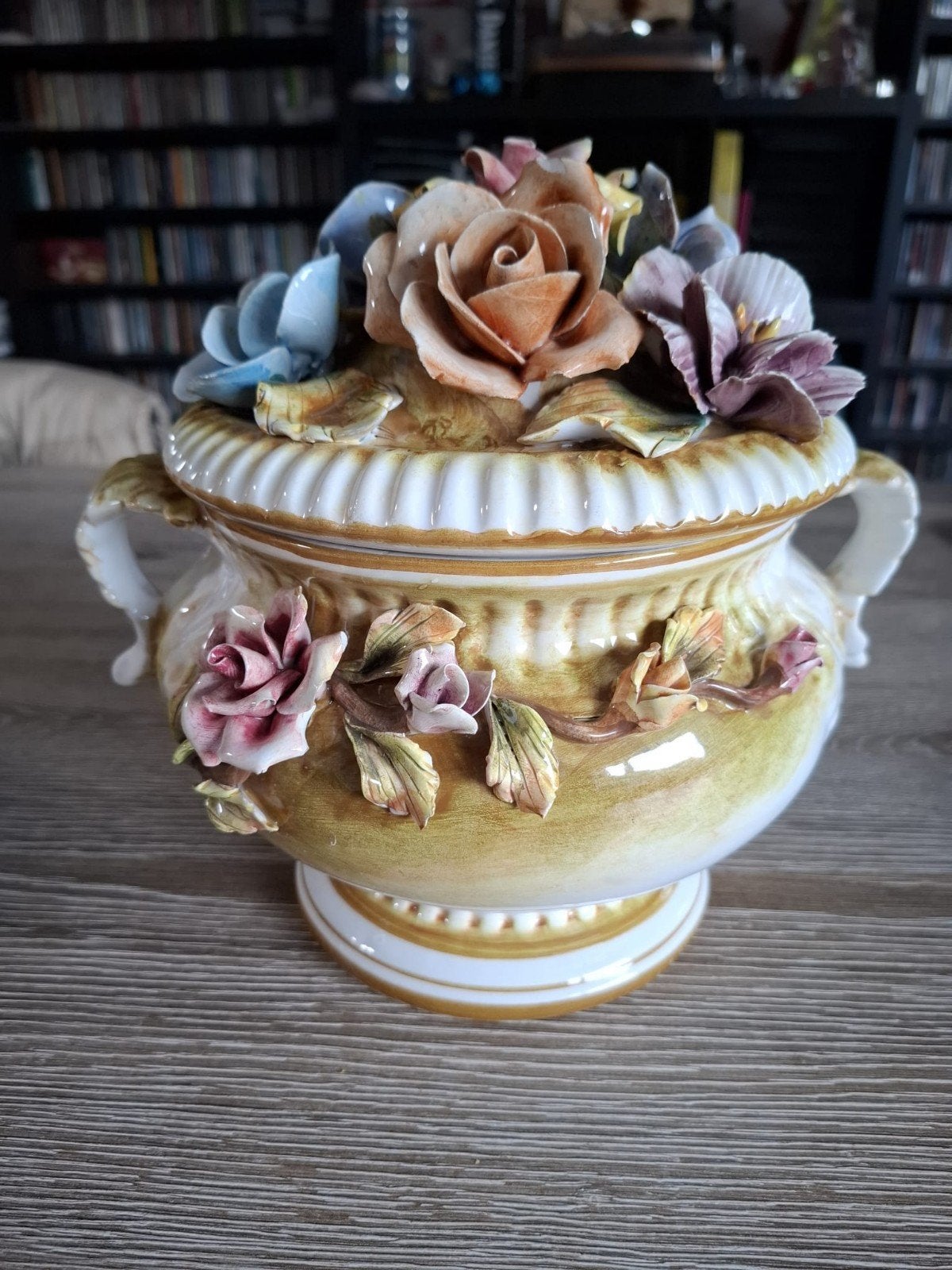 terrine ou sucrier vintage en porcelaine italienne, Enlèvement ou Envoi