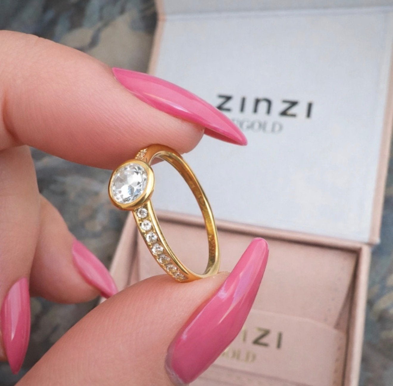 14k gouden ring nieuw, Handtassen en Accessoires, Zo goed als nieuw, Dame, Goud, Goud