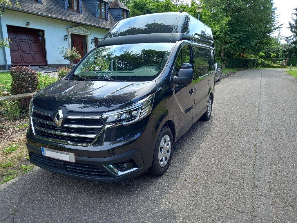 Renault Trafic 2.0 dci 150 pk L1H2, Auto's, Voorwielaandrijving, Stof, Euro 6, 4 cilinders