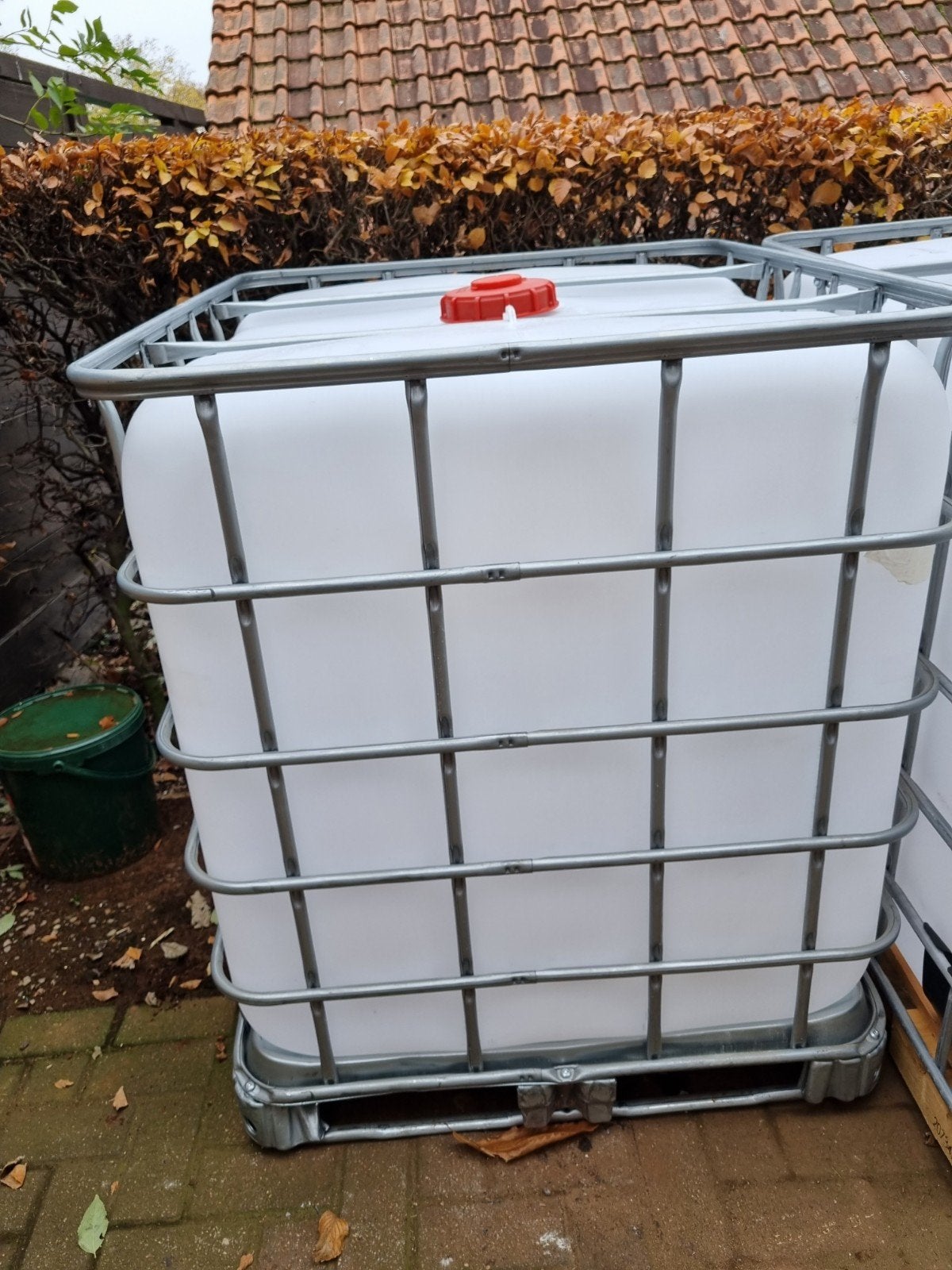 Tonnen 1000l op metalen pallet, Ophalen