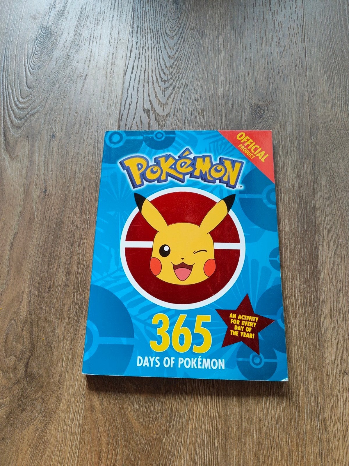 engels 365 Days Of Pokémon, Hobby & Loisirs créatifs, Jeux de société | Jeux de cartes, Utilisé, 1 ou 2 joueurs, Enlèvement ou Envoi