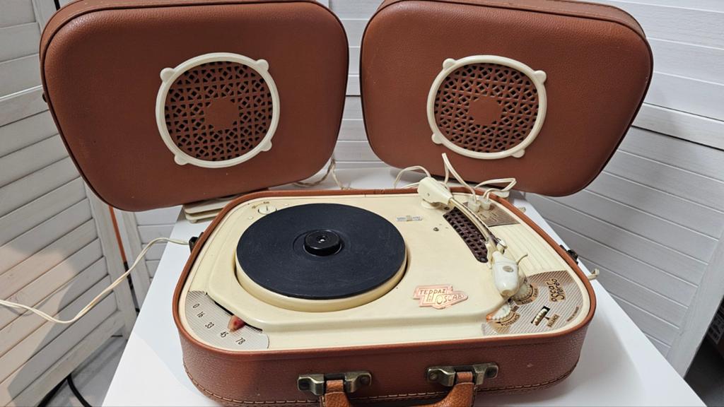 TEPPAZ OSCAR STEREO KOFFERPLATENSPELER UIT DE JAREN '60, Ophalen of Verzenden