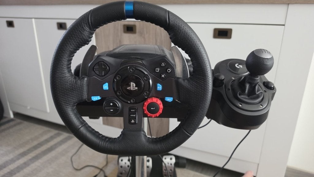 Logitech G29 racestuur-set PS5/PC, Games en Spelcomputers, Ophalen, Zo goed als nieuw, Stuur of Pedalen, PlayStation 5