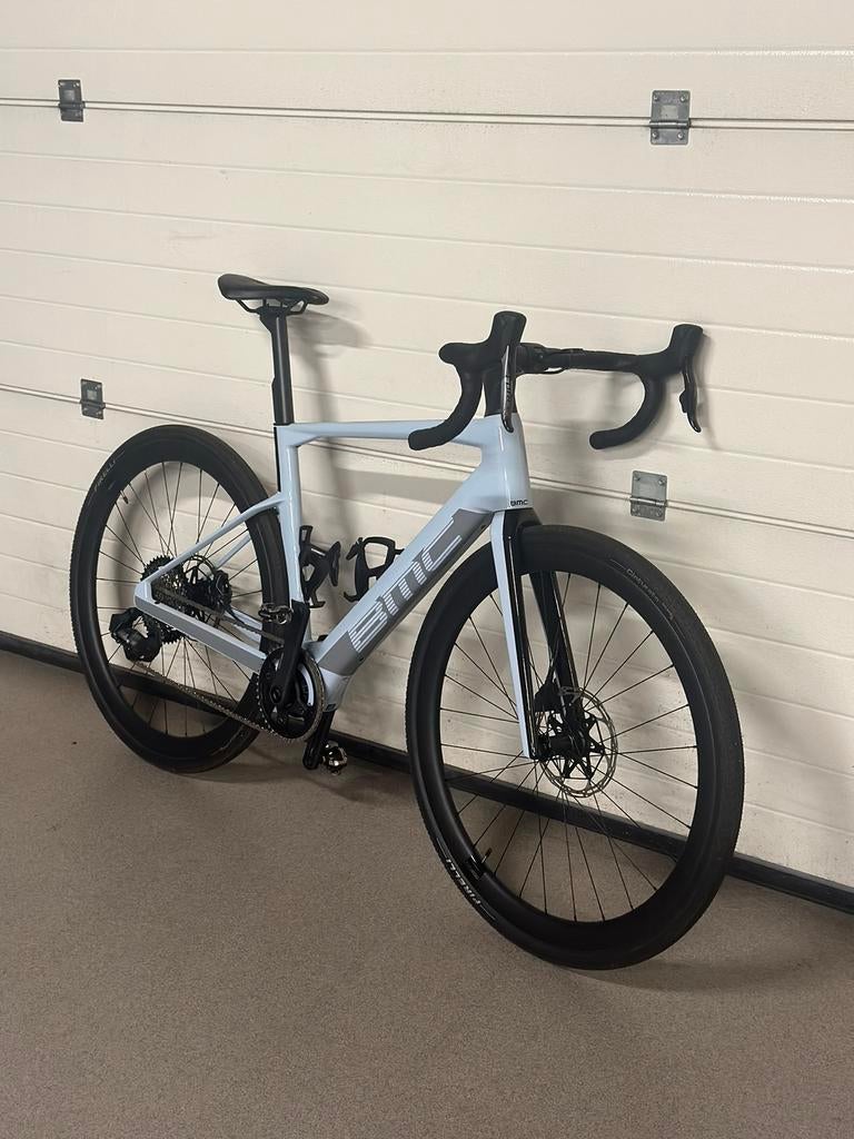 Bmc roadmachine amp one (elektrisch) maat 54/medium, Fietsen en Brommers, Fietsen | Racefietsen, Zo goed als nieuw, Carbon, Ophalen