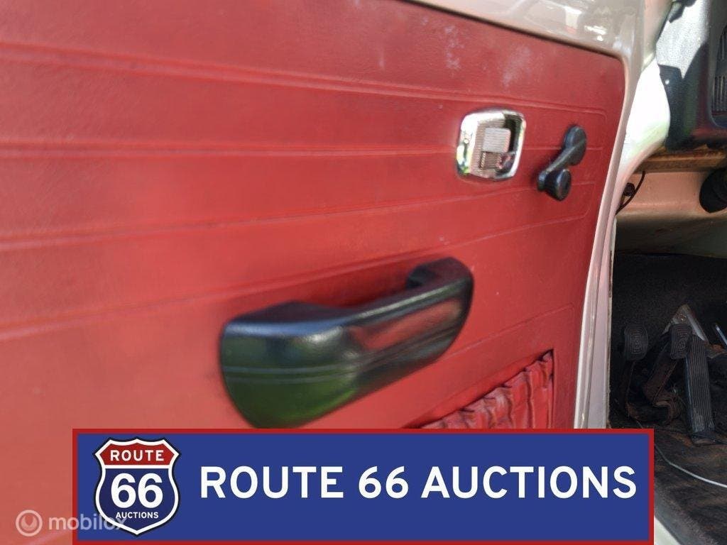 Volkswagen Beetle Cabriolet | 1972 | Route 66 Auctions, foto 8