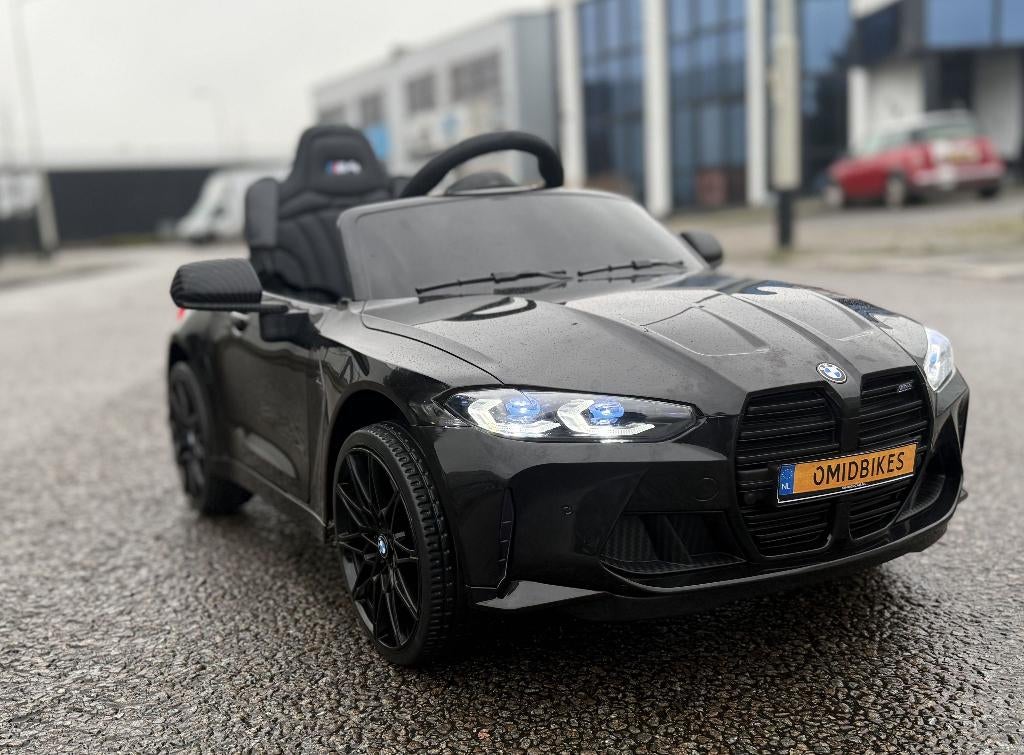 BMW M4 12v zwart Afstands. - Bleutooth - Led - Leder - Rubb, Enfants & Bébés, Jouets | Extérieur | Véhicules à batterie, Neuf
