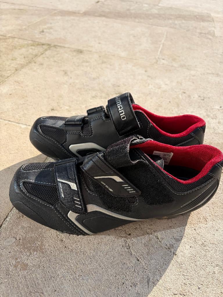 chaussures de pour pédales à clic, Shimano taille 41, Vélos & Vélomoteurs, Accessoires vélo | Vêtements de cyclisme, M, Comme neuf