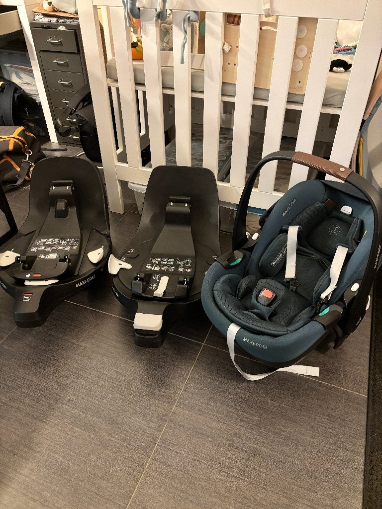 Maxi-Cosi Pebble 360 Pro + FamilyFIX 360 Pro + FamilyFIX 360, Comme neuf, Enlèvement, Ceinture de sécurité ou Isofix, Dossier réglable